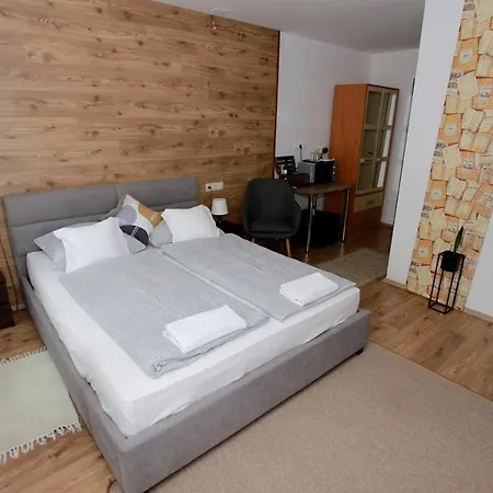 Pensjonat Terrasse Eger