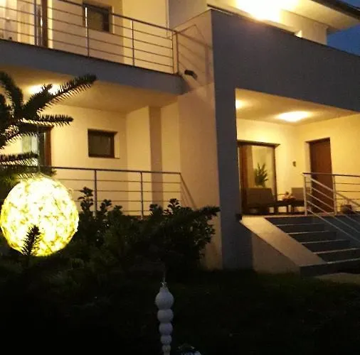 Gasthuis Terrasse Eger